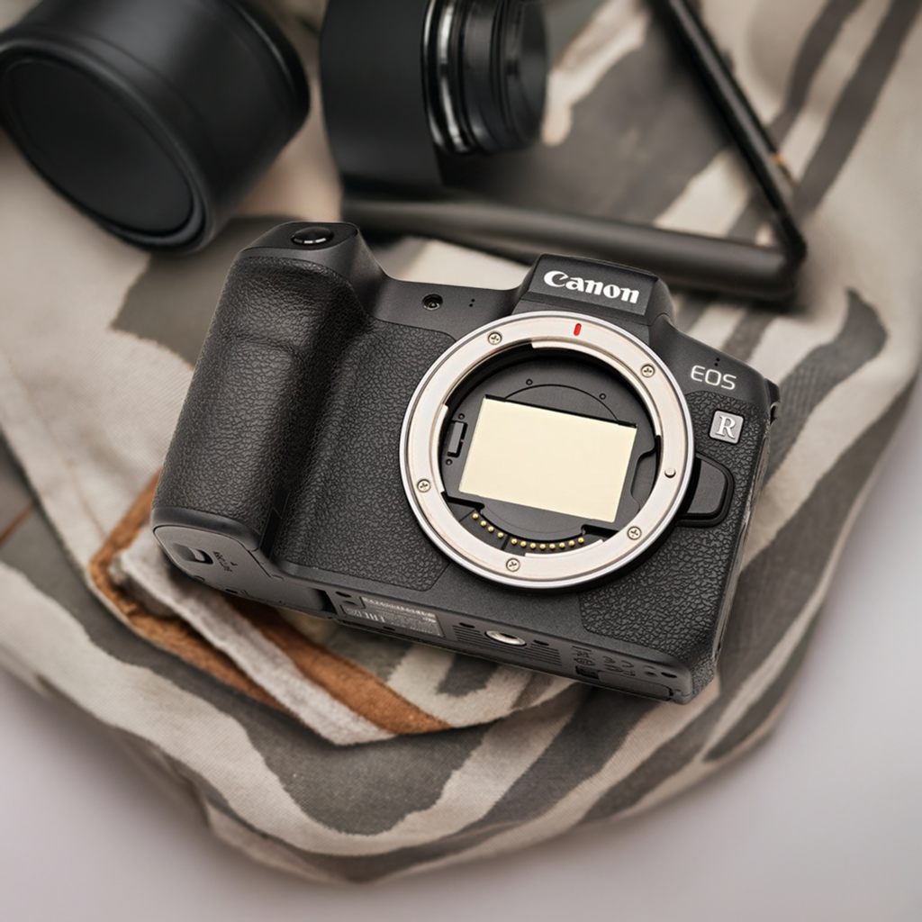 0.5mm Ultra-Thin Low-Halo Astrophotography Interchangeable Clip (IC) Filter for Canon EOS R Series Camera